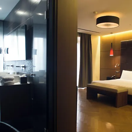 Diva Luxury 4* ローマ