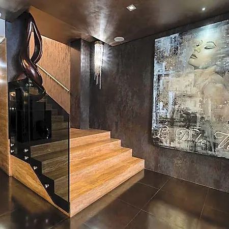 فندق Diva Luxury