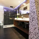 Diva Luxury Hotel 4*