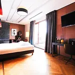 Diva Luxury