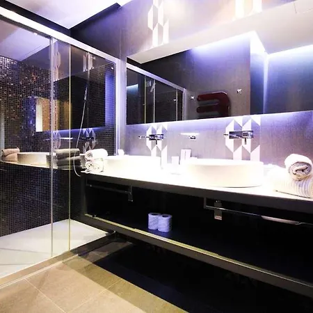 Diva Luxury מלון 4*