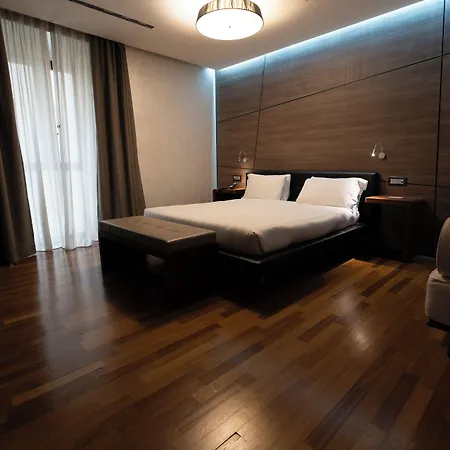 מלון Diva Luxury 4*